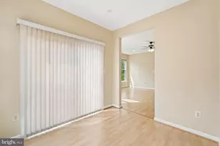 13135 Park Crescent Cir, Herndon, VA 20171 - Photo 21