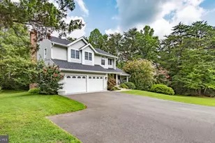 11124 Chapel Rd, Fairfax Station, VA 22039 - Photo 41
