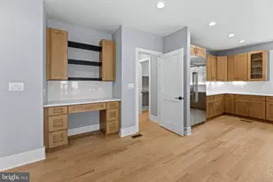 7225 Barry Rd, Alexandria, VA 22315 - Photo 25
