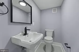 7225 Barry Rd, Alexandria, VA 22315 - Photo 31