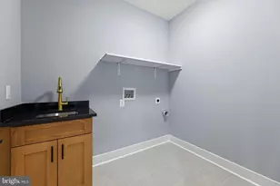 7225 Barry Rd, Alexandria, VA 22315 - Photo 49