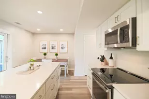 6566 Yadkin Ct, Alexandria, VA 22310 - Photo 15