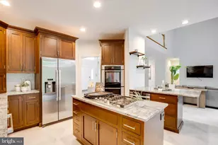 1954 Horse Shoe Dr, Vienna, VA 22182 - Photo 25