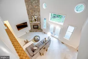 1954 Horse Shoe Dr, Vienna, VA 22182 - Photo 43