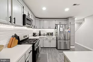 13118 Hearthside Ln, Fairfax, VA 22033 - Photo 7