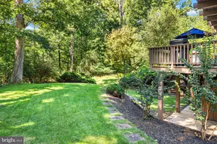 12107 Stirrup Rd, Reston, VA 20191 - Photo 47