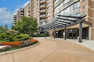 8350 Greensboro Dr, McLean, VA 22102 - Photo 3