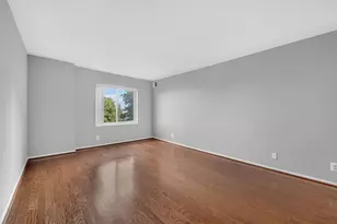 8350 Greensboro Dr, McLean, VA 22102 - Photo 11