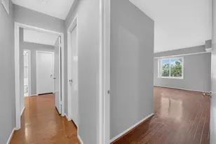 8350 Greensboro Dr, McLean, VA 22102 - Photo 17