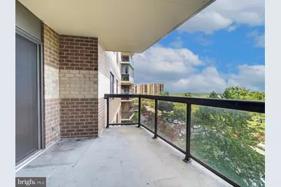 8350 Greensboro Drive #422, McLean, VA 22102 - Photo 27