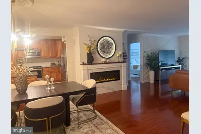 1800 Old Meadow Road #420, McLean, VA 22102 - Photo 5