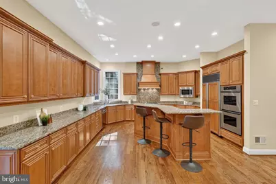 7834 Montvale Way, McLean, VA 22102 - Photo 11