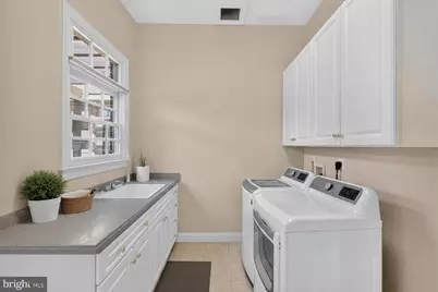 7834 Montvale Way, McLean, VA 22102 - Photo 23