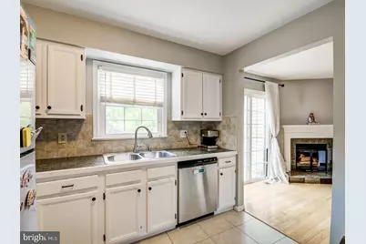 7112 Lake Cove Drive, Alexandria, VA 22315 - Photo 21