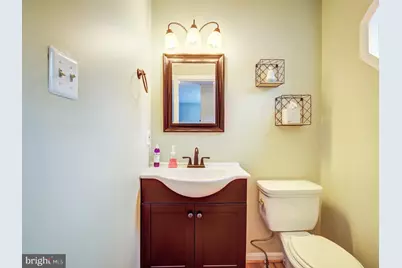 7112 Lake Cove Drive, Alexandria, VA 22315 - Photo 5