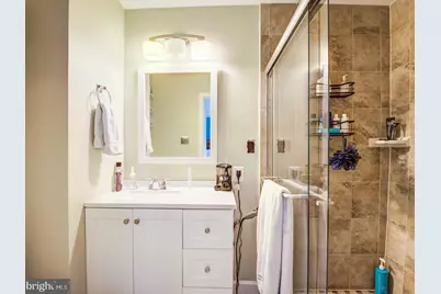 7112 Lake Cove Drive, Alexandria, VA 22315 - Photo 27