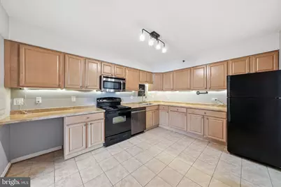 3713 S George Mason Drive #810, Falls Church, VA 22041 - Photo 3