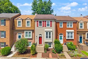 8636 Dellway Ln, Vienna, VA 22180 - Photo 1