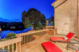 2028 Lakewinds Dr, Reston, VA 20191 - Photo 11