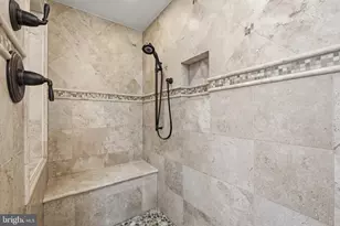 10005 Scenic View Terrace, Vienna, VA 22182 - Photo 13