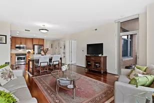 8220 Crestwood Heights Dr, McLean, VA 22102 - Photo 7