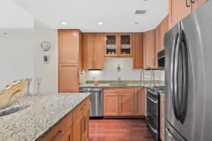 8220 Crestwood Heights Dr, McLean, VA 22102 - Photo 21