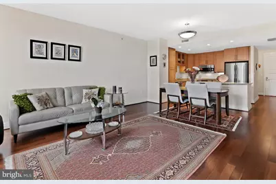 8220 Crestwood Heights Drive #511, McLean, VA 22102 - Photo 5
