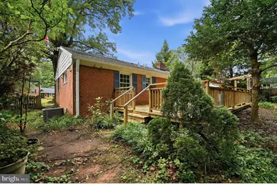 6702 Harwood Place, Springfield, VA 22152 - Photo 17