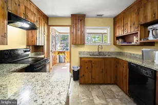7116 Neuman St, Springfield, VA 22150 - Photo 7