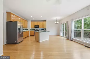 13222 Goose Pond Ln, Fairfax, VA 22033 - Photo 11