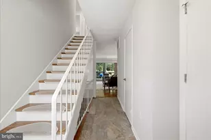 4961 Oriskany Dr, Annandale, VA 22003 - Photo 5