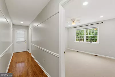 9201 Beachway Lane, Springfield, VA 22153 - Photo 9
