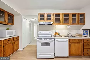 3101 Buccaneer Ct, Fairfax, VA 22031 - Photo 17
