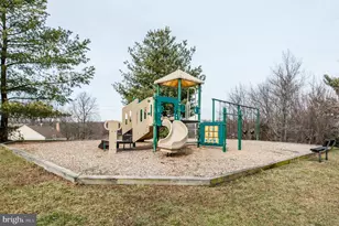 3801 Ridge Knoll Ct, Fairfax, VA 22033 - Photo 35