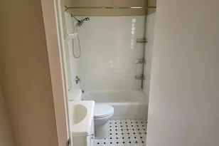 [Address not provided], Alexandria, VA 22309 - Photo 13
