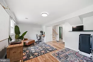 6426 Carriage Dr, Alexandria, VA 22310 - Photo 5
