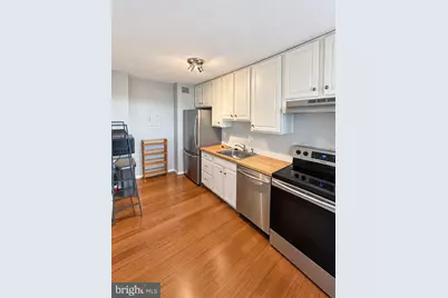 2059 Huntington Avenue #809, Alexandria, VA 22303 - Photo 7
