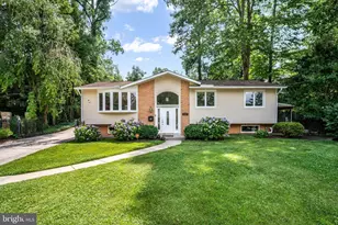8926 Cromwell Dr, Springfield, VA 22151 - Photo 1