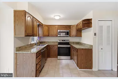 8747 Arley Drive, Springfield, VA 22153 - Photo 13