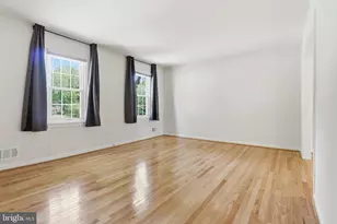 8747 Arley Dr, Springfield, VA 22153 - Photo 7