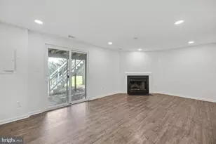 13803 Laura Ratcliff Ct, Centreville, VA 20121 - Photo 29