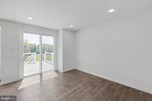 13803 Laura Ratcliff Ct, Centreville, VA 20121 - Photo 9