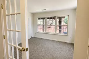 8646 Royal Worcester Ln, Fairfax, VA 22031 - Photo 29
