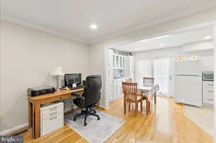 9348 Peter Roy Ct, Burke, VA 22015 - Photo 13