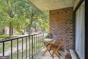 7804 Dassett Ct, Annandale, VA 22003 - Photo 13