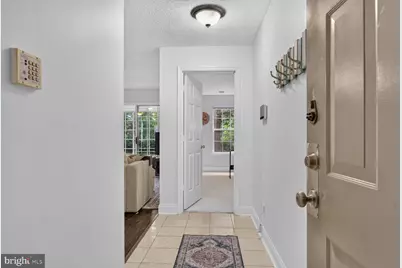 12103 Green Ledge Court #101, Fairfax, VA 22033 - Photo 3