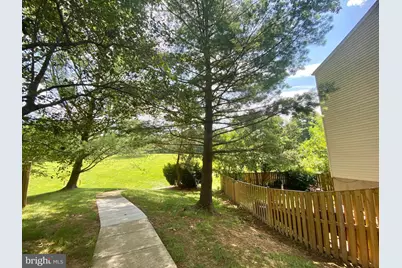 7351 Crestleigh Circle, Alexandria, VA 22315 - Photo 25