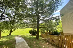 7351 Crestleigh Cir, Alexandria, VA 22315 - Photo 25