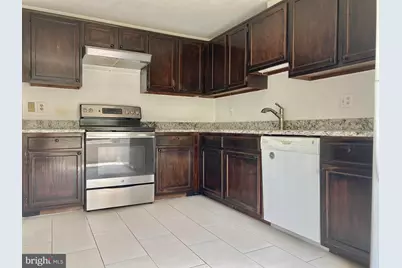 7351 Crestleigh Circle, Alexandria, VA 22315 - Photo 7