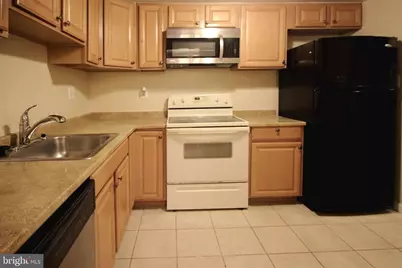 316 Cherry Court, Herndon, VA 20170 - Photo 9